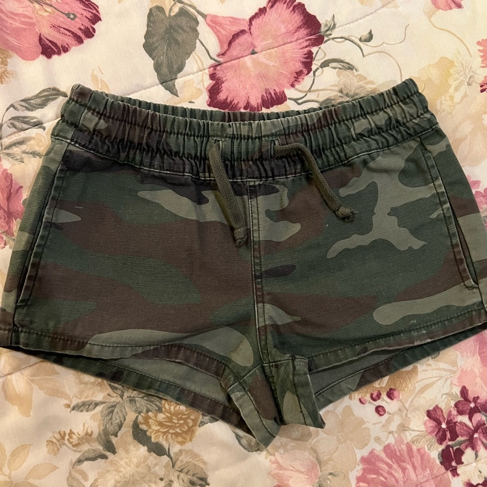TNA camouflage shorts